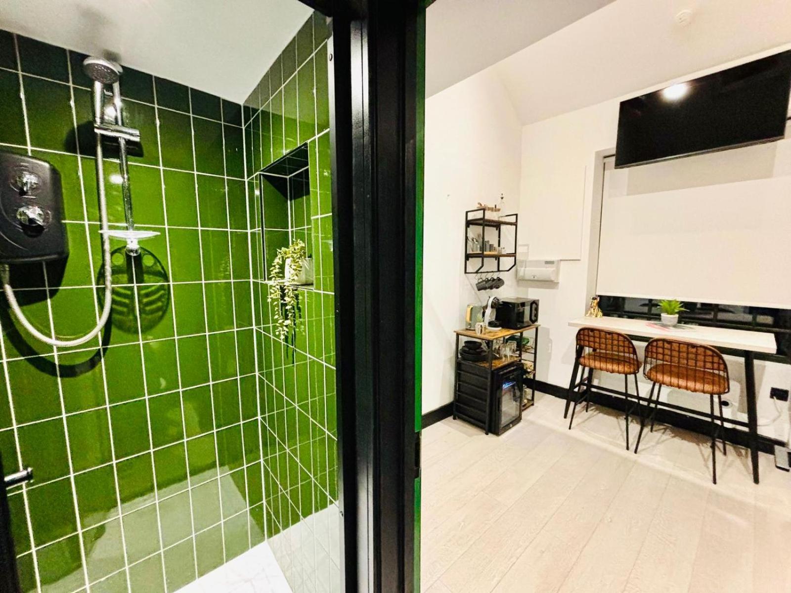 London Luxury Mezzanine Studio Flats Next Hackney Central Exterior photo